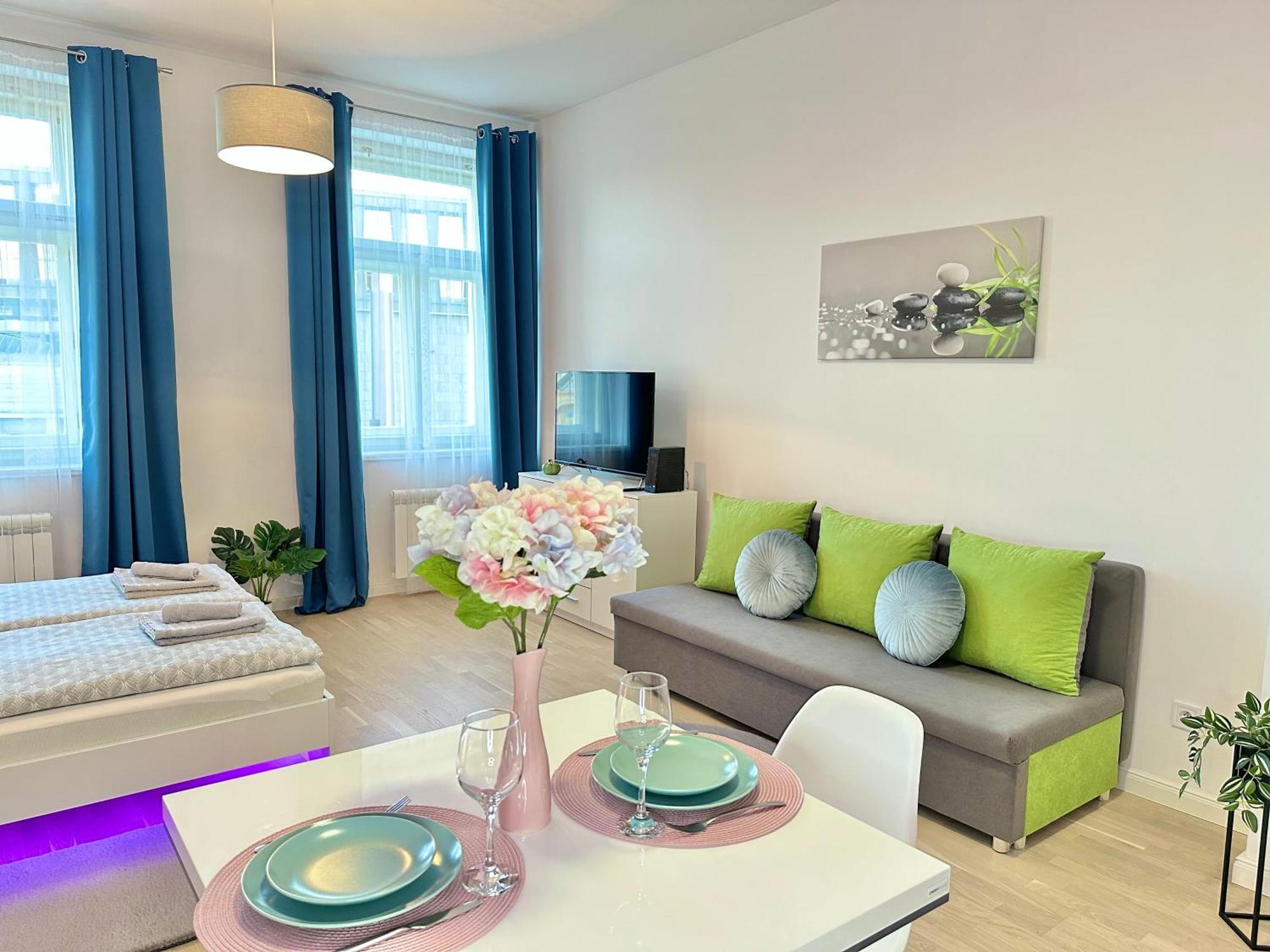Apartment Romantic In The Center Of Prag